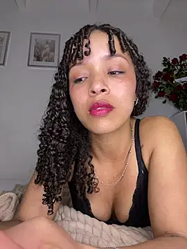 Snapshot of Yasmin777_ chatting on 15, 5, 2026 Yasmin777 online show from 15, 5, 2026