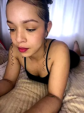 Yasmin777  online show from 8, 10, 2025