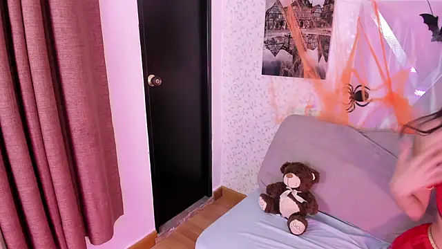 Sabrina Andrew online show from 16, 10, 2025