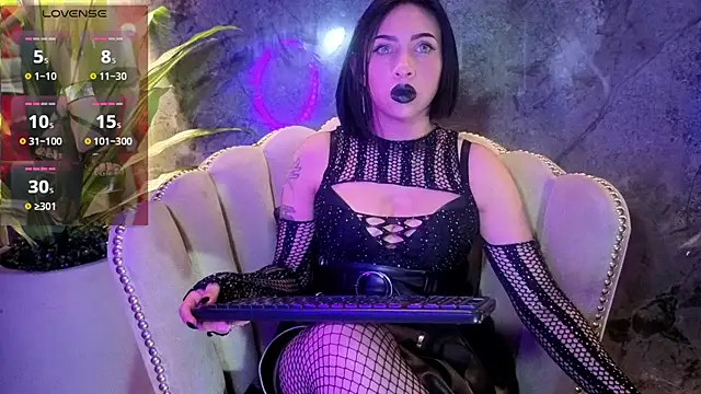 Anxelica Macondo  online show from 13, 5, 2026