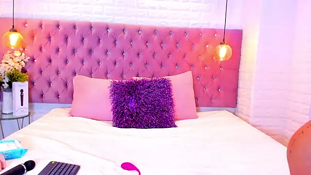 anette bennet online show from 10, 10, 2025