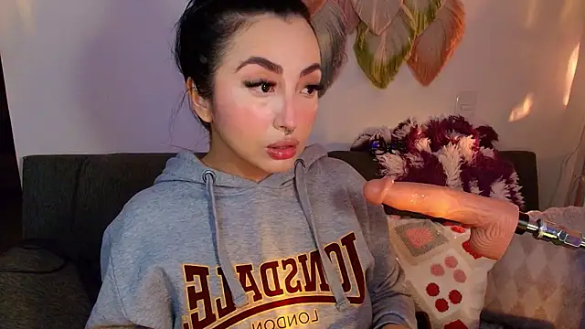 Claiborne Morris online show from 6, 3, 2026