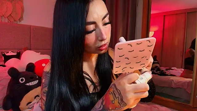 Claiborne Morris online show from 6, 4, 2026