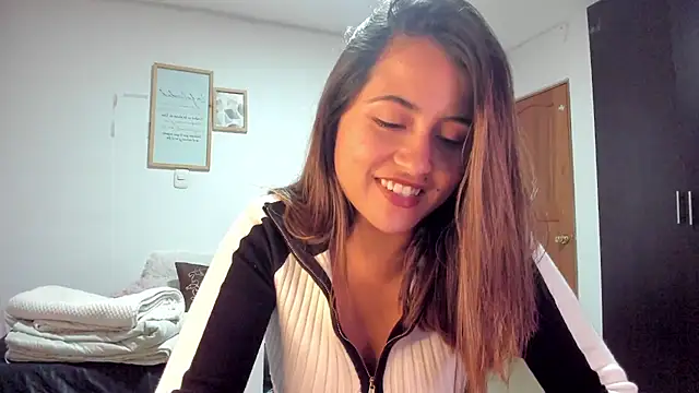 Ana  Pink online show from 3, 3, 2026