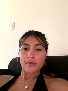 Ana  Pink online show from 30, 11, 2025