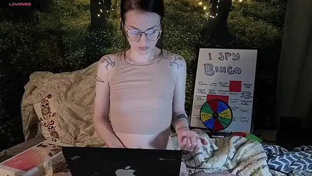 kohlbird online show from 25, 9, 2025