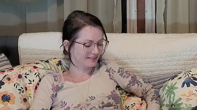 kohlbird online show from 5, 12, 2025