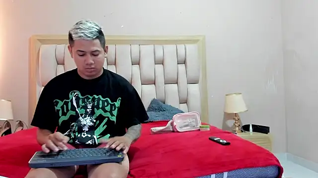 RihanandDrake online show from 13, 1, 2026