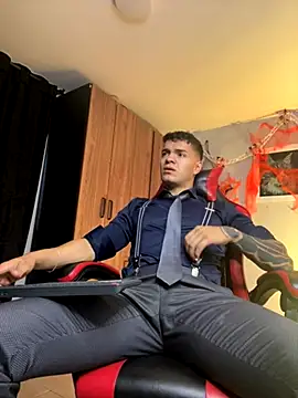 ALPHA DOMINUS  online show from 23, 10, 2025