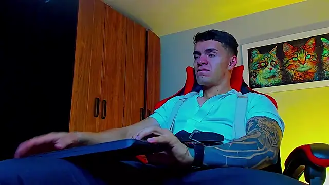 ALPHA DOMINUS  online show from 22, 9, 2025