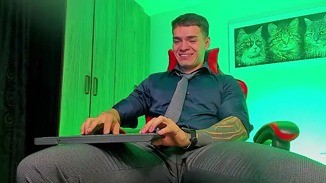 ALPHA DOMINUS  online show from 14, 9, 2025