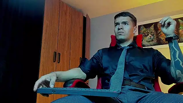 ALPHA DOMINUS  online show from 15, 9, 2025