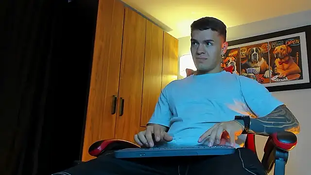 ALPHA DOMINUS  online show from 9, 1, 2026