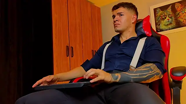 ALPHA DOMINUS  online show from 6, 11, 2025