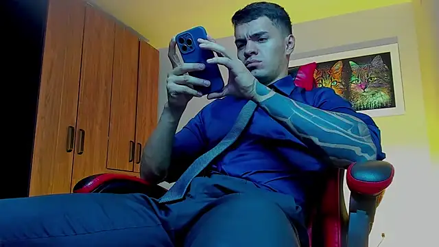 ALPHA DOMINUS  online show from 10, 9, 2025