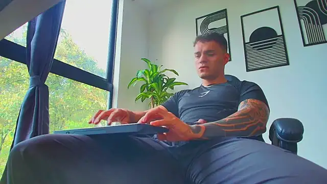 ALPHA DOMINUS  online show from 14, 4, 2026