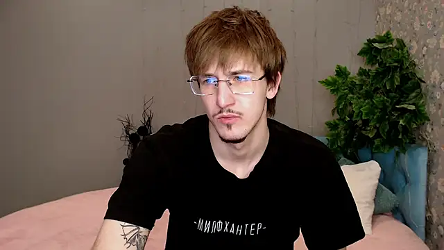 KiskaKurt online show from 23, 11, 2025