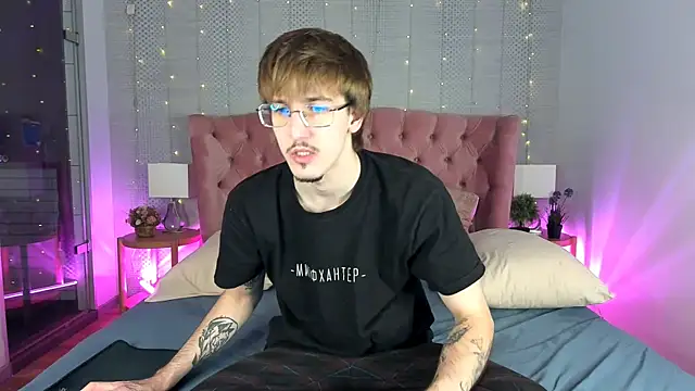 KiskaKurt online show from 15, 11, 2025