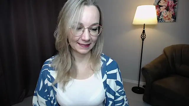 Ava Elior online show from 5, 12, 2025