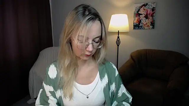 Ava Elior online show from 9, 9, 2025