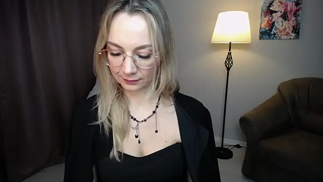 Ava Elior online show from 13, 11, 2025