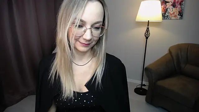 Ava Elior online show from 8, 11, 2025