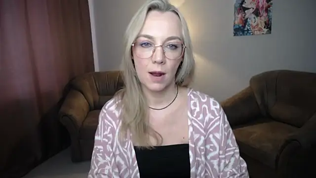 Snapshot of Ava_Elior chatting on 19, 7, 2026 Ava Elior online show from 19, 7, 2026