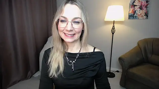 Ava Elior online show from 12, 11, 2025