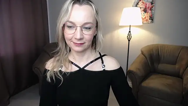 Ava Elior online show from 13, 5, 2026