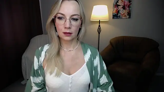 Ava Elior online show from 22, 9, 2025