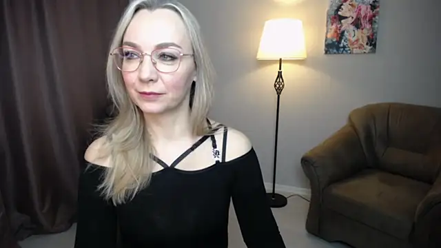 Ava Elior online show from 7, 1, 2026