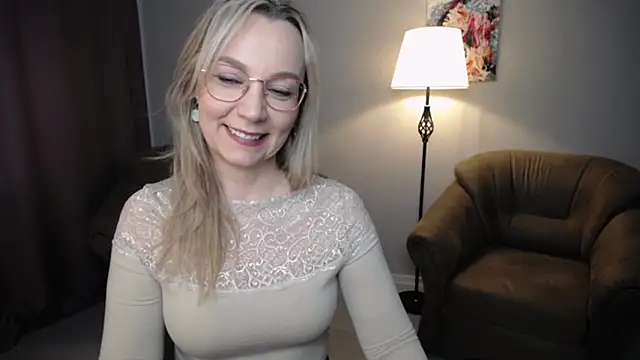 Ava Elior online show from 25, 4, 2026