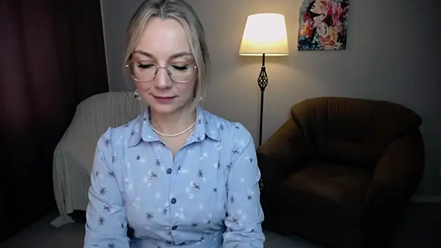 Ava Elior online show from 18, 9, 2025