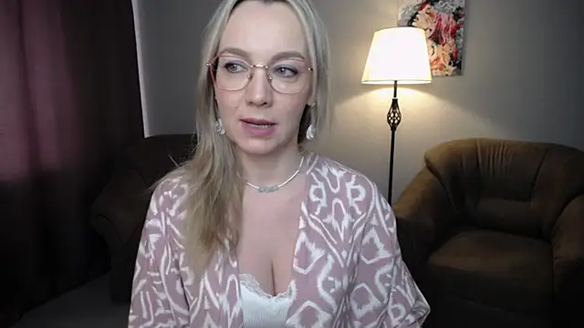 Ava Elior online show from 18, 4, 2026