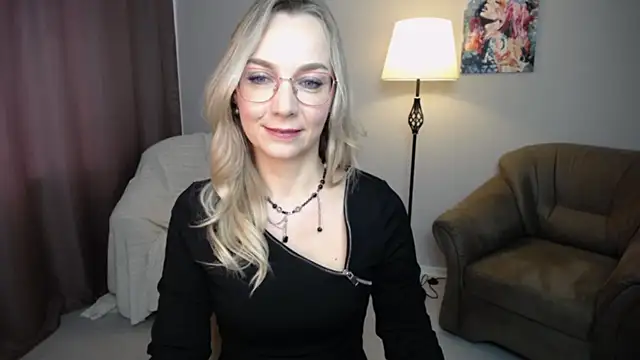 Ava Elior online show from 9, 10, 2025