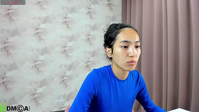 FlirtyAura online show from 3, 10, 2025