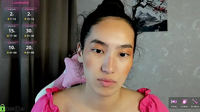 FlirtyAura online show from 1, 12, 2025