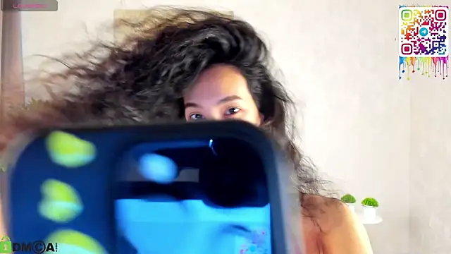 FlirtyAura online show from 29, 4, 2026