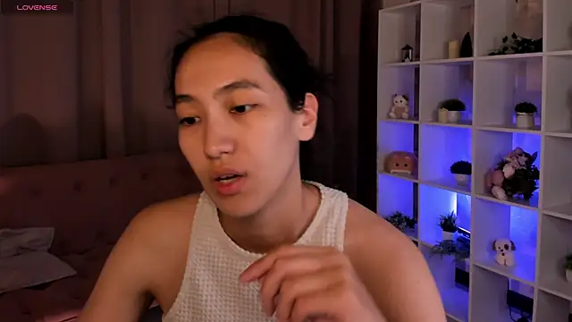 FlirtyAura online show from 11, 7, 2026