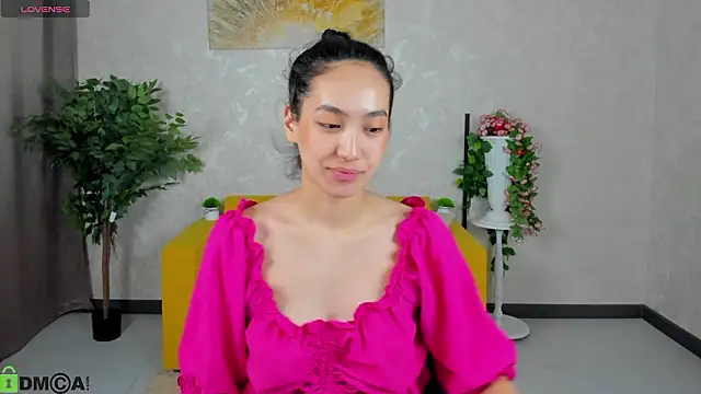 FlirtyAura online show from 21, 2, 2026