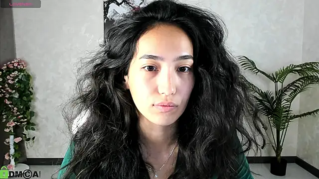 FlirtyAura online show from 14, 9, 2025