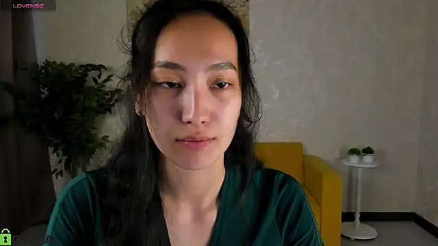 FlirtyAura online show from 11, 5, 2026