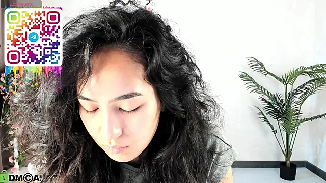 FlirtyAura online show from 11, 9, 2025