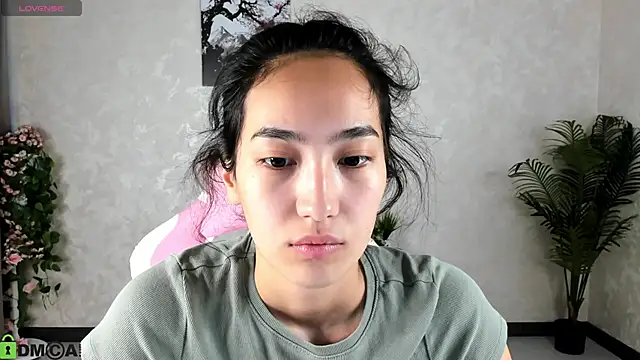 FlirtyAura online show from 29, 9, 2025