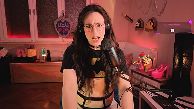 Zesty Peach online show from 21, 6, 2026