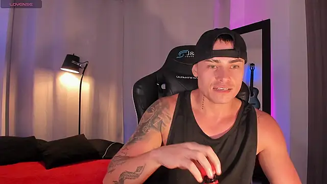 Snapshot of connorsmiith chatting on 5, 7, 2026 connorsmiith online show from 5, 7, 2026