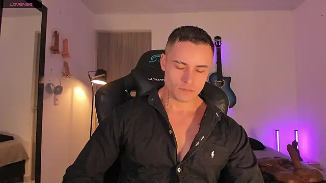 Snapshot of connorsmiith chatting on 11, 7, 2026 connorsmiith online show from 11, 7, 2026
