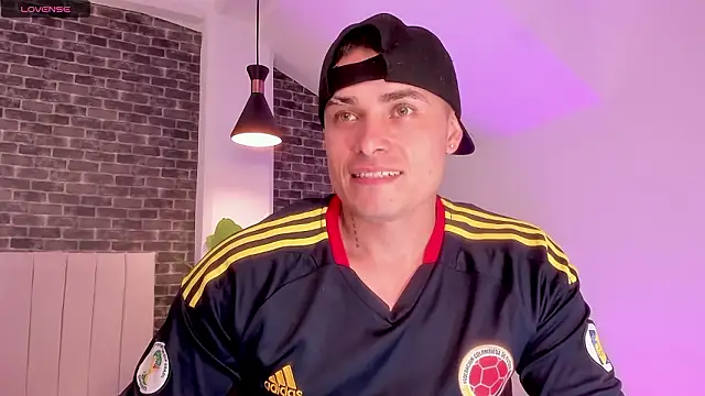 connorsmiith online show from 11, 3, 2026