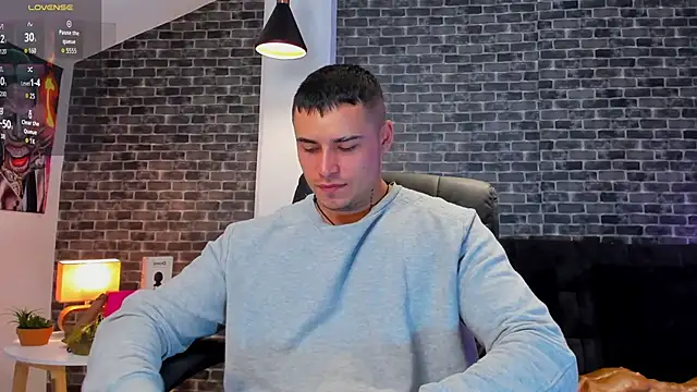 Snapshot of connorsmiith chatting on 10, 9, 2025 connorsmiith online show from 10, 9, 2025