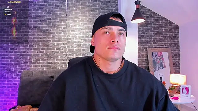 Snapshot of connorsmiith chatting on 1, 10, 2025 connorsmiith online show from 1, 10, 2025